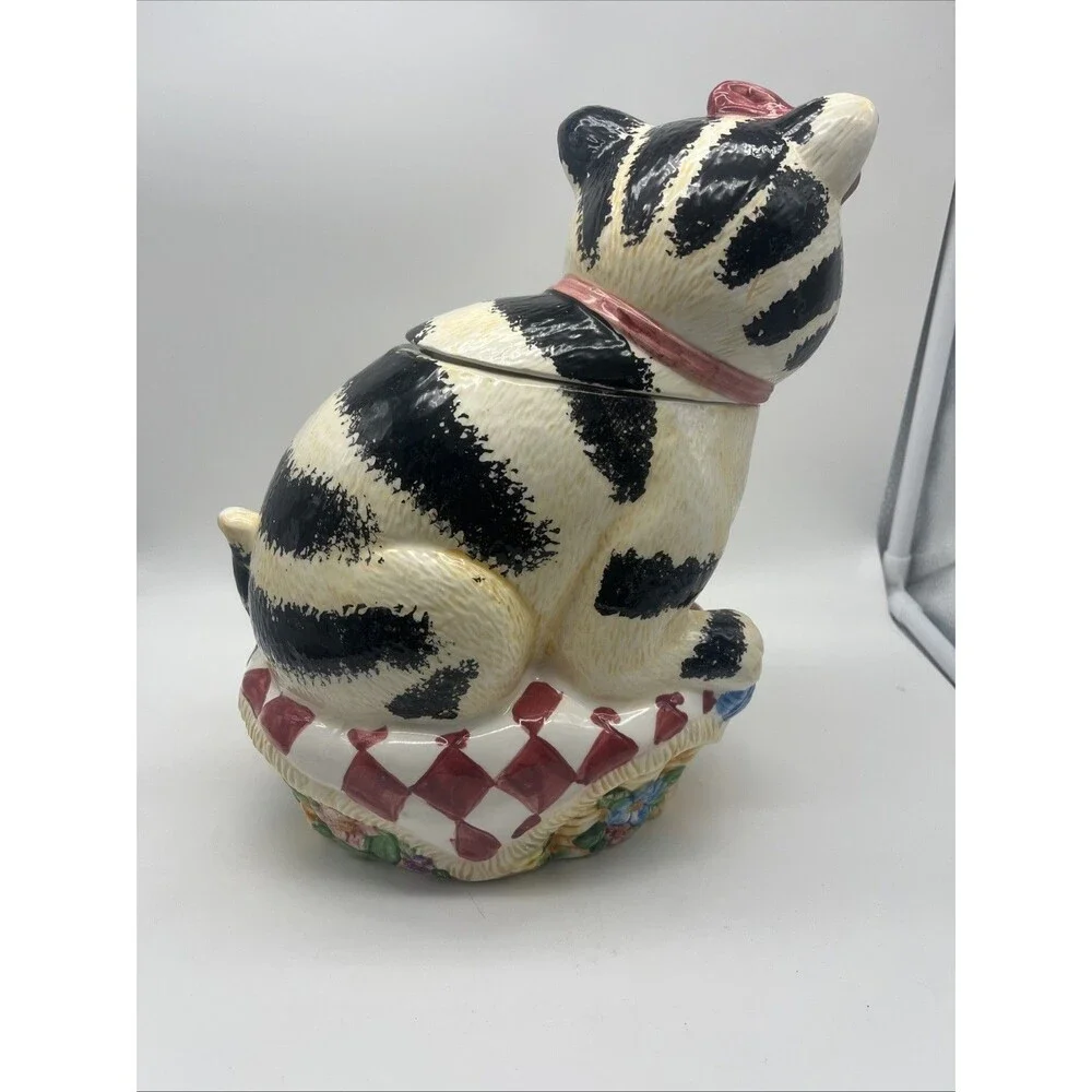 Vintage International Art Cat Cookie Jar 12